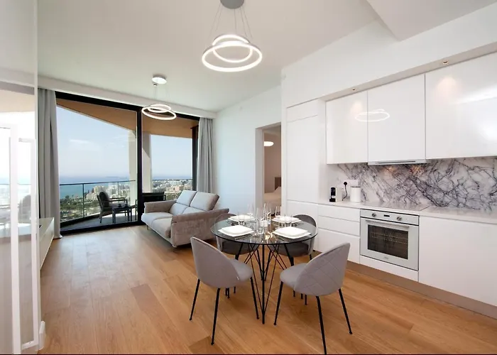 Sky Tower Лимасол