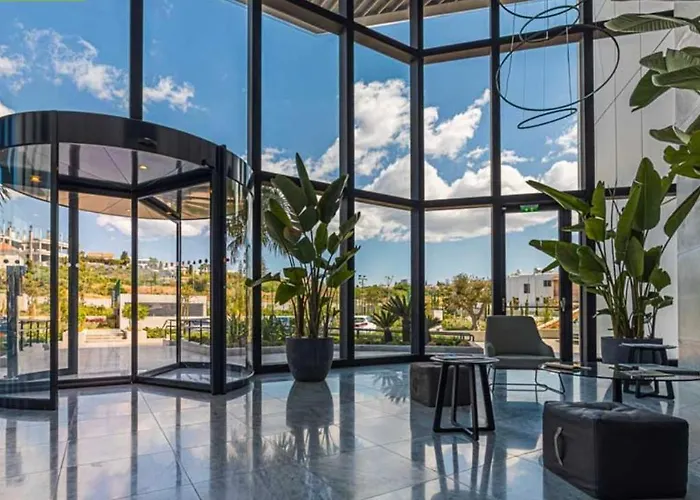 Sky Tower Апартаменты